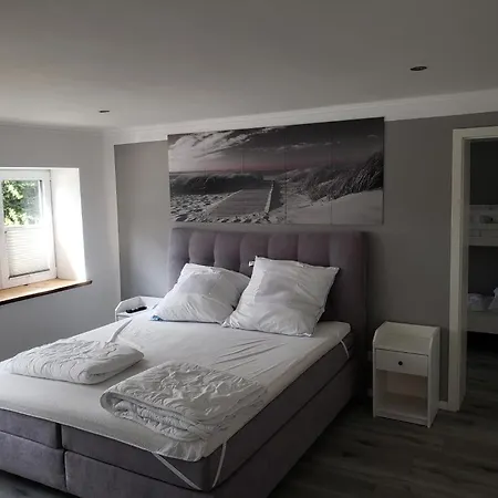 Vakantiehuis Kastanie Mit Whirlpool Kamin Und Sauna