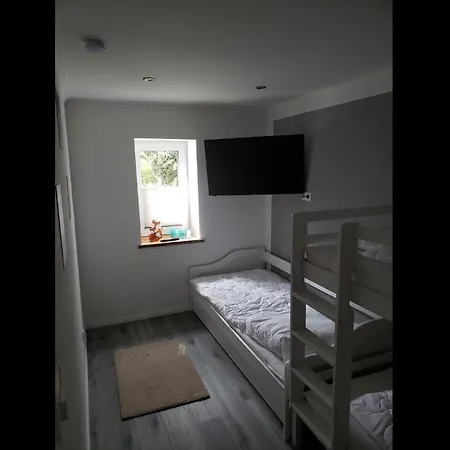 Kastanie Mit Whirlpool Kamin Und Sauna Vakantiehuis Blekendorf